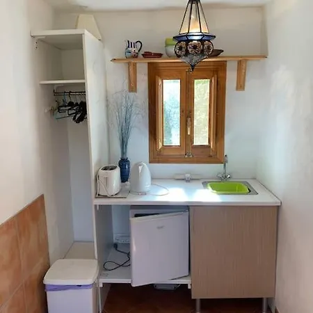 Golondrinas, Authentic Cortijo In The Hills Of Holiday home *