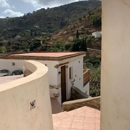 Golondrinas, Authentic Cortijo In The Hills Of Holiday home *